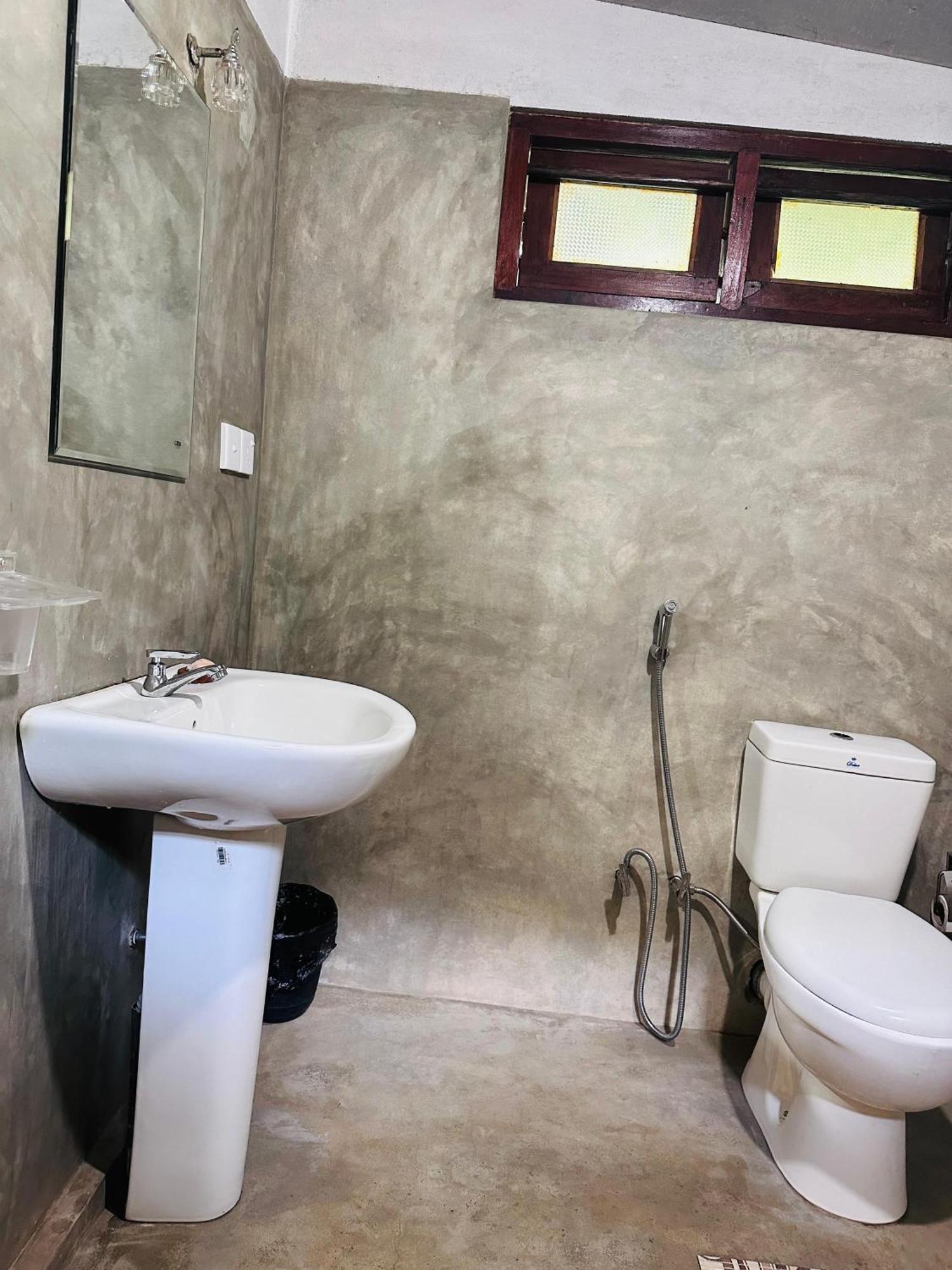 Venora Hiriketiya Acomodação com café da manhã Dikwella Exterior foto